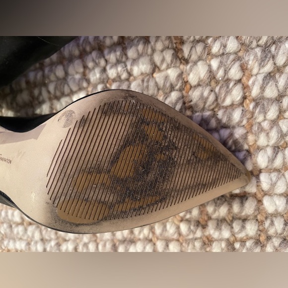 BCBG Treasure black pointed toe pumps - Picture 8 of 14